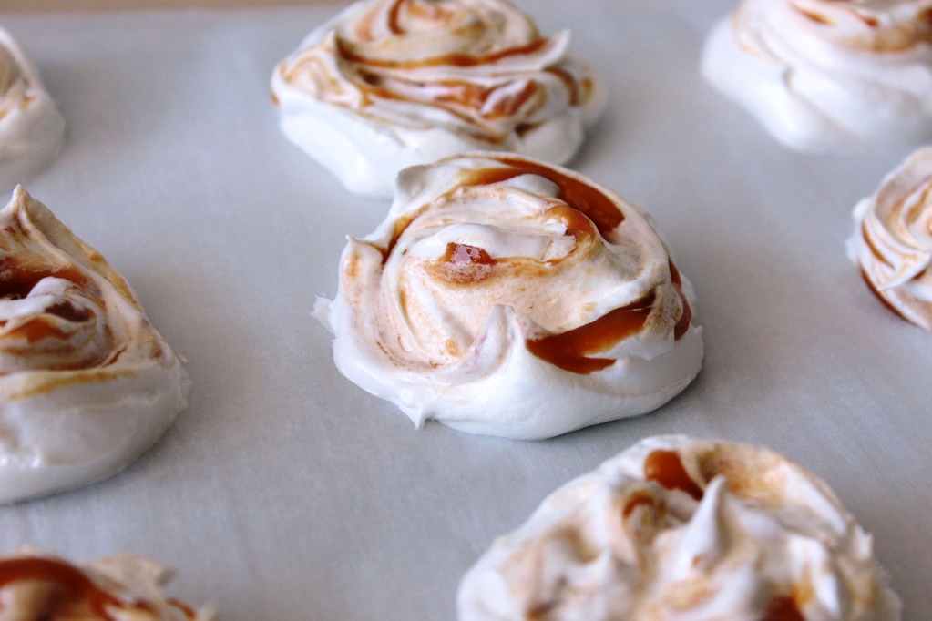 Salted Caramel Swirl Meringues