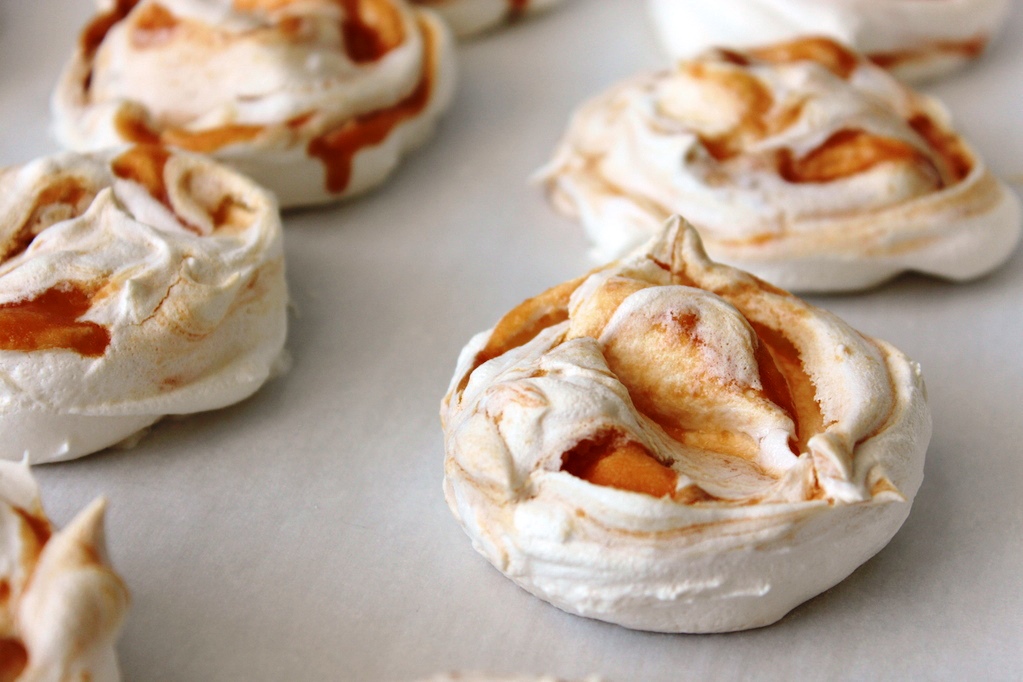 Salted Caramel Swirl Meringues